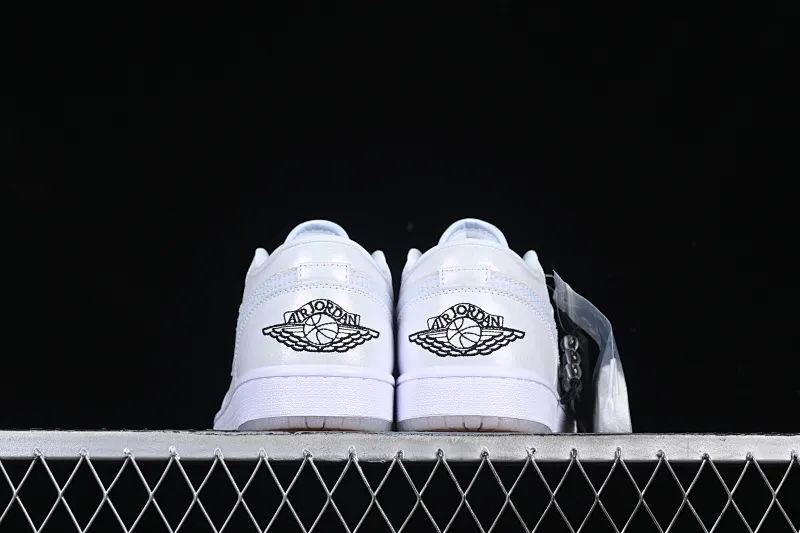 All Categories Air Jordan Jordan Series Basketball Shoes Air Jordan 1 Low Air Jordan 1 Low "Year of the Snake 2025" AJ1 Joe 1 Beige Symphony Pearlescent Low-top Cultural Basketball Shoes HF4080-001
